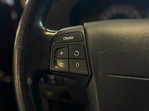 Volvo V70 12 of 14