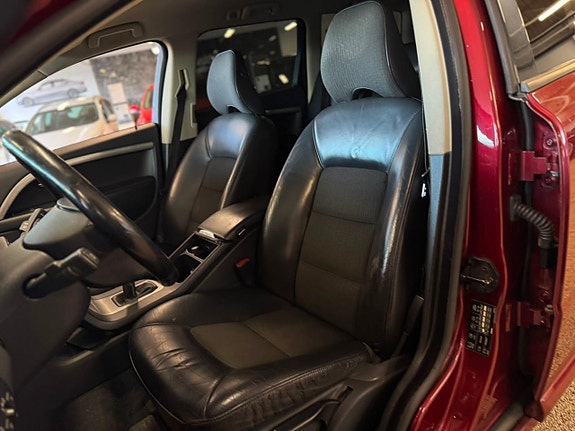 Volvo V70 5 of 5