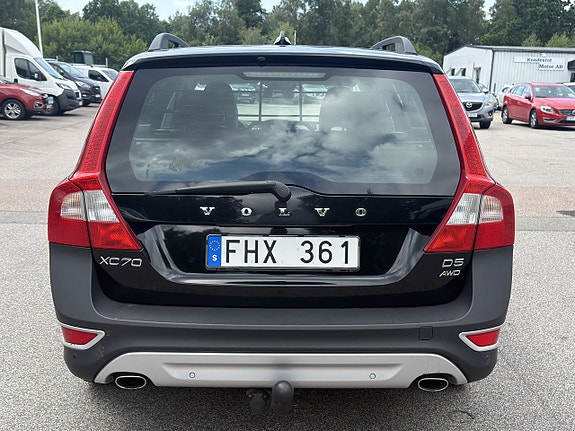 Volvo XC70 5 of 13