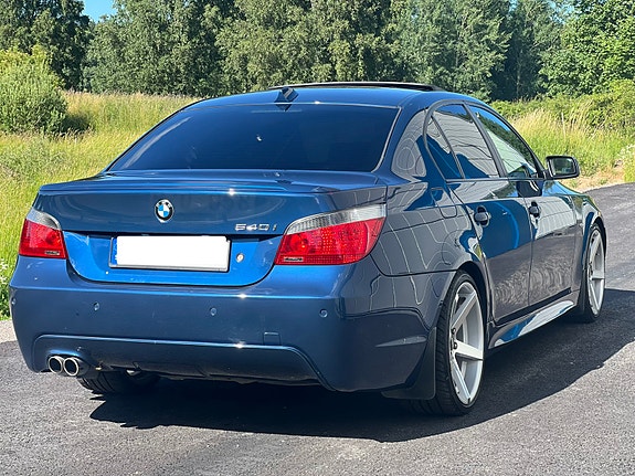 BMW 540i 7 of 10