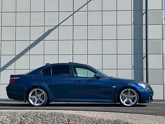 BMW 540i 6 of 10