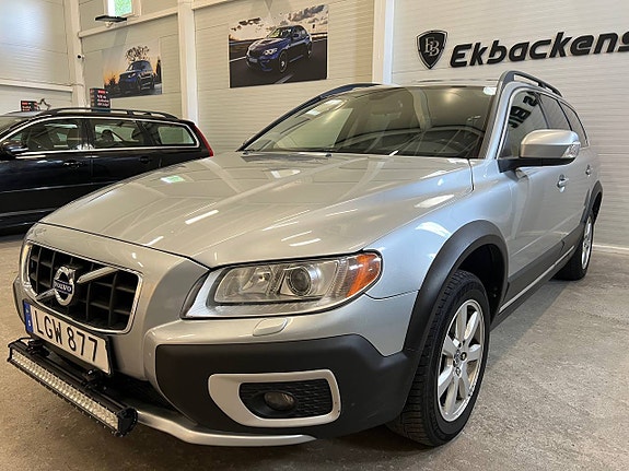 Volvo XC70 3 of 5