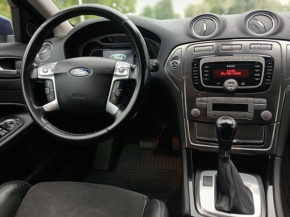 Ford Mondeo 2 of 5