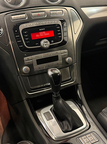 Ford Mondeo 20 of 21