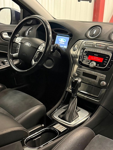 Ford Mondeo 3 of 21