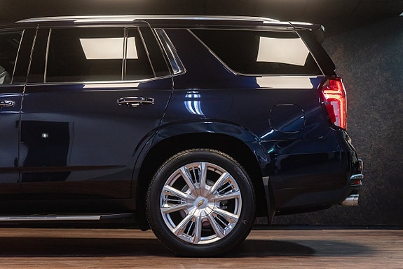 Chevrolet Tahoe 11 of 30