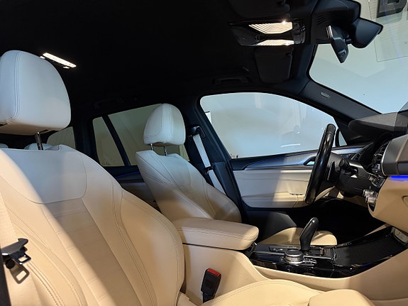 BMW X3 18 of 30