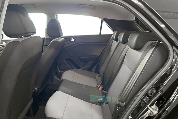 Hyundai i20 16 of 19