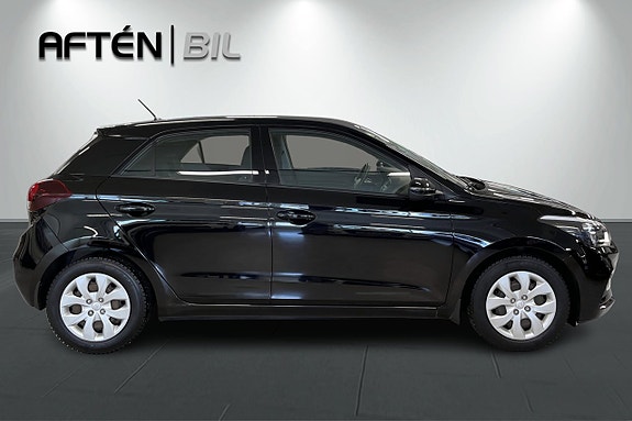 Hyundai i20 7 of 19