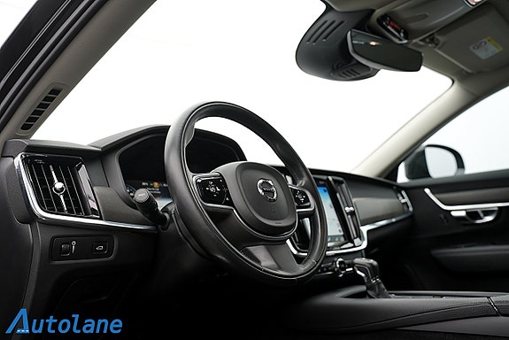 Volvo V90 Cross Country 17 of 30