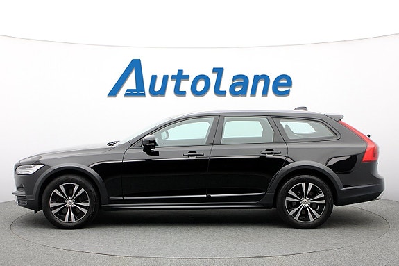 Volvo V90 Cross Country 7 of 30