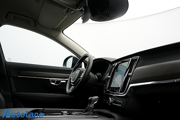 Volvo V90 Cross Country 24 of 30