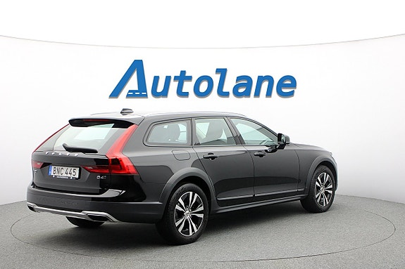 Volvo V90 Cross Country 4 of 5