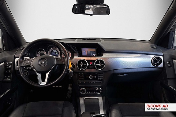 Mercedes-Benz GLK220 14 of 17