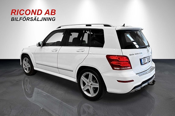Mercedes-Benz GLK220 4 of 5