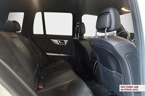 Mercedes-Benz GLK220 12 of 17