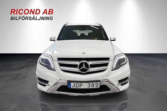 Mercedes-Benz GLK220 6 of 17