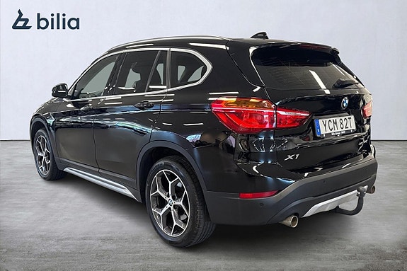 BMW X1 2 of 5