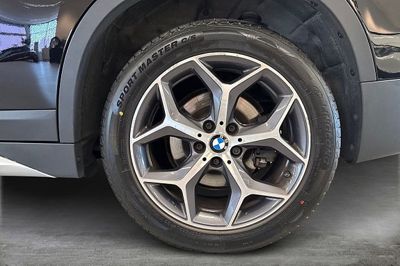 BMW X1 14 of 17