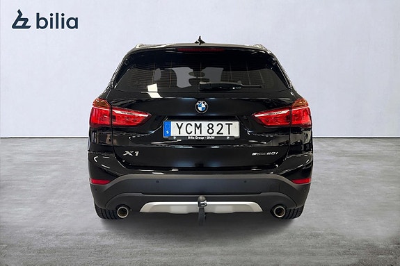 BMW X1 4 of 5