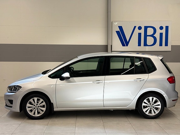 Volkswagen Golf Sportsvan 4 of 5