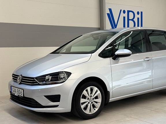 Volkswagen Golf Sportsvan 3 of 5