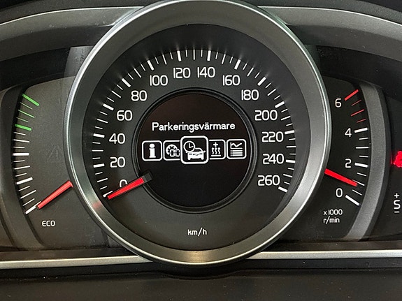 Volvo V40 19 of 21