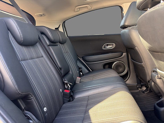 Honda HR-V 16 of 18