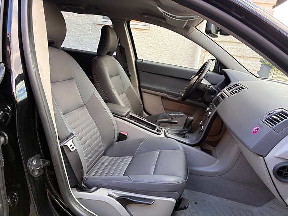 Volvo V50 15 of 19