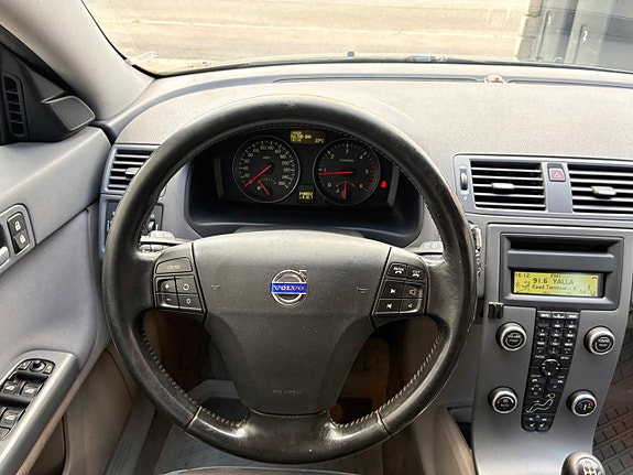 Volvo V50 11 of 19