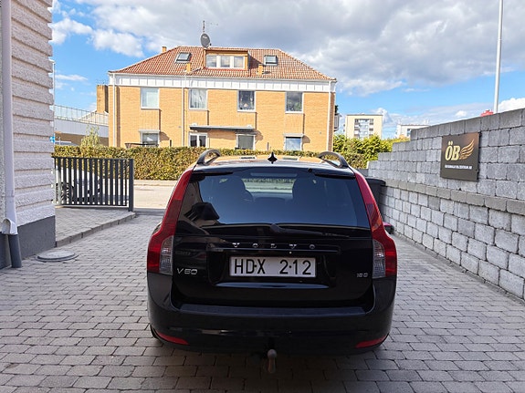 Volvo V50 8 of 19