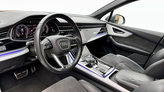 Audi Q7 8 of 18