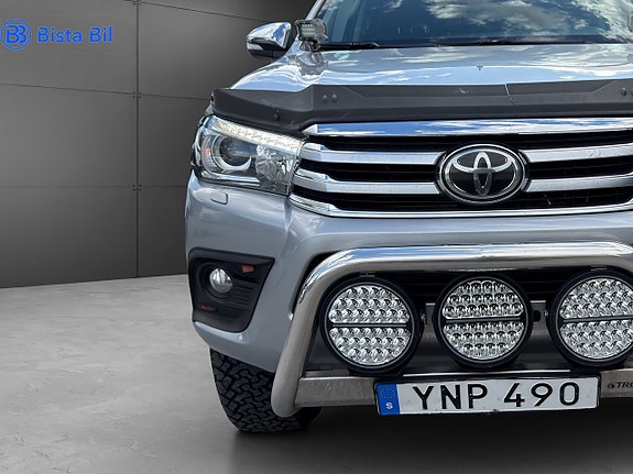 Toyota HiLux 6 of 23