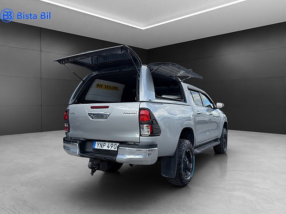 Toyota HiLux 5 of 23