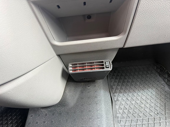 Volkswagen Transporter 19 of 22