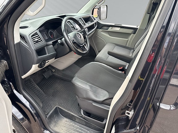 Volkswagen Transporter 6 of 22