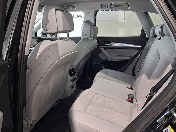 Audi Q5 5 of 6