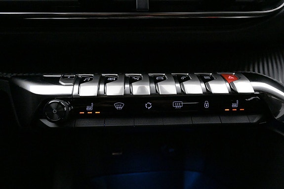 Peugeot 3008 16 of 27