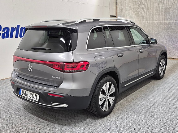 Mercedes-Benz EQB300 4 of 5