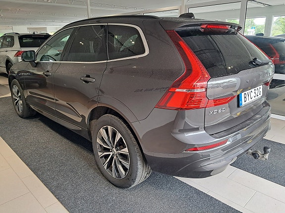 Volvo XC60 2 of 3