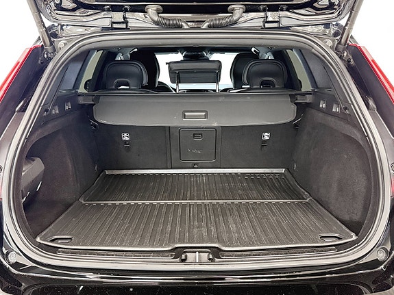 Volvo V60 13 of 30