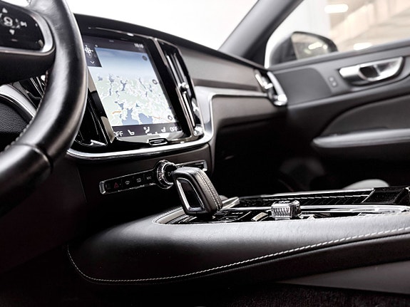 Volvo V60 18 of 30