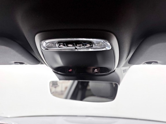 Volvo V60 26 of 30