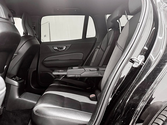 Volvo V60 12 of 30