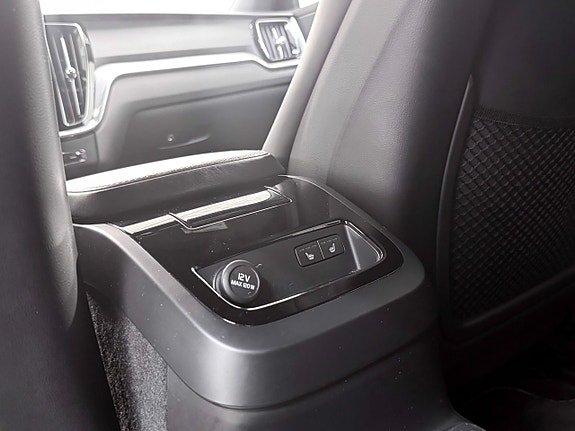 Volvo V60 24 of 30