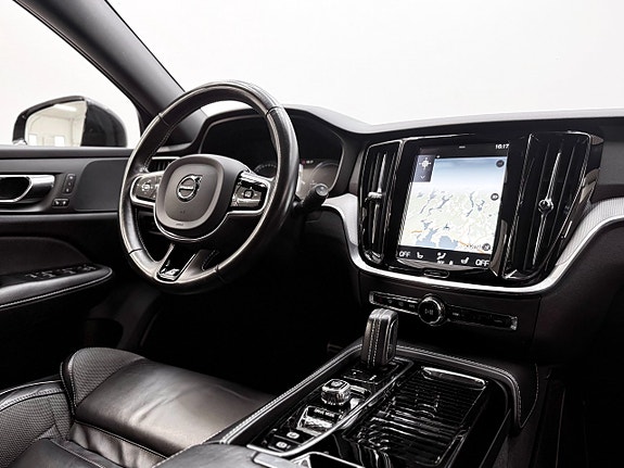 Volvo V60 23 of 30