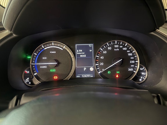 Lexus RX450h 23 of 30