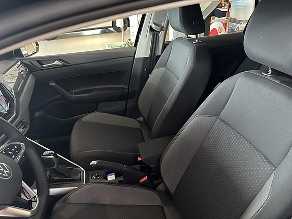Volkswagen Polo 23 of 23