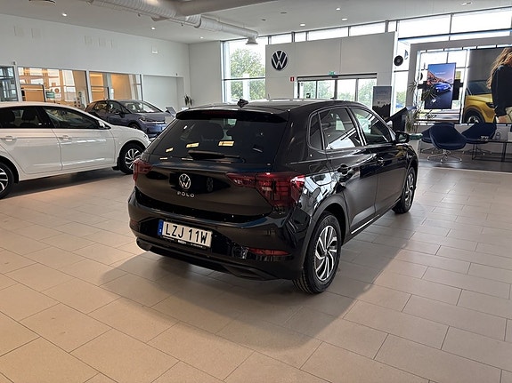 Volkswagen Polo 5 of 5