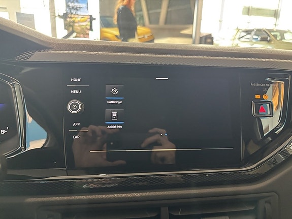 Volkswagen Polo 16 of 23